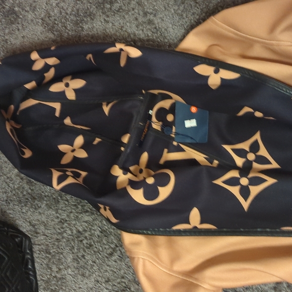 NWT jacket - Picture 2 of 4